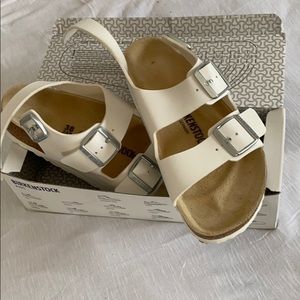 NWOT White Milano Birkenstock’s brand new